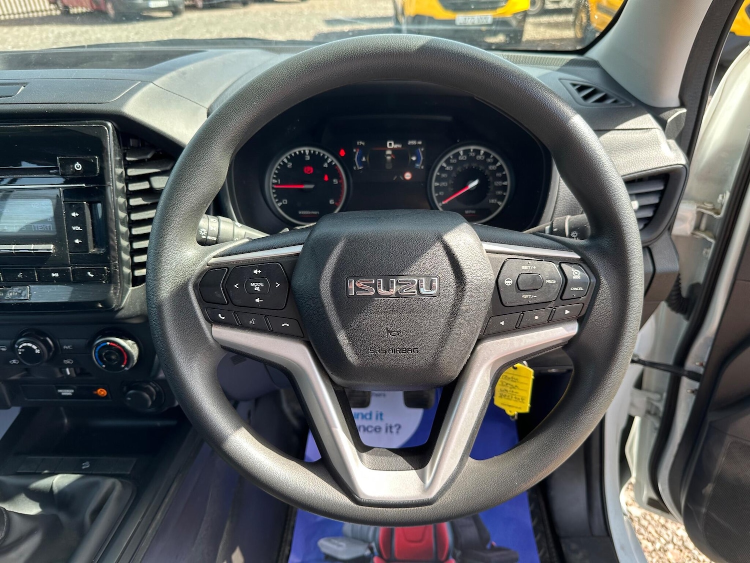 Used Isuzu D-Max 2023 for sale - 78170233: Photo 26