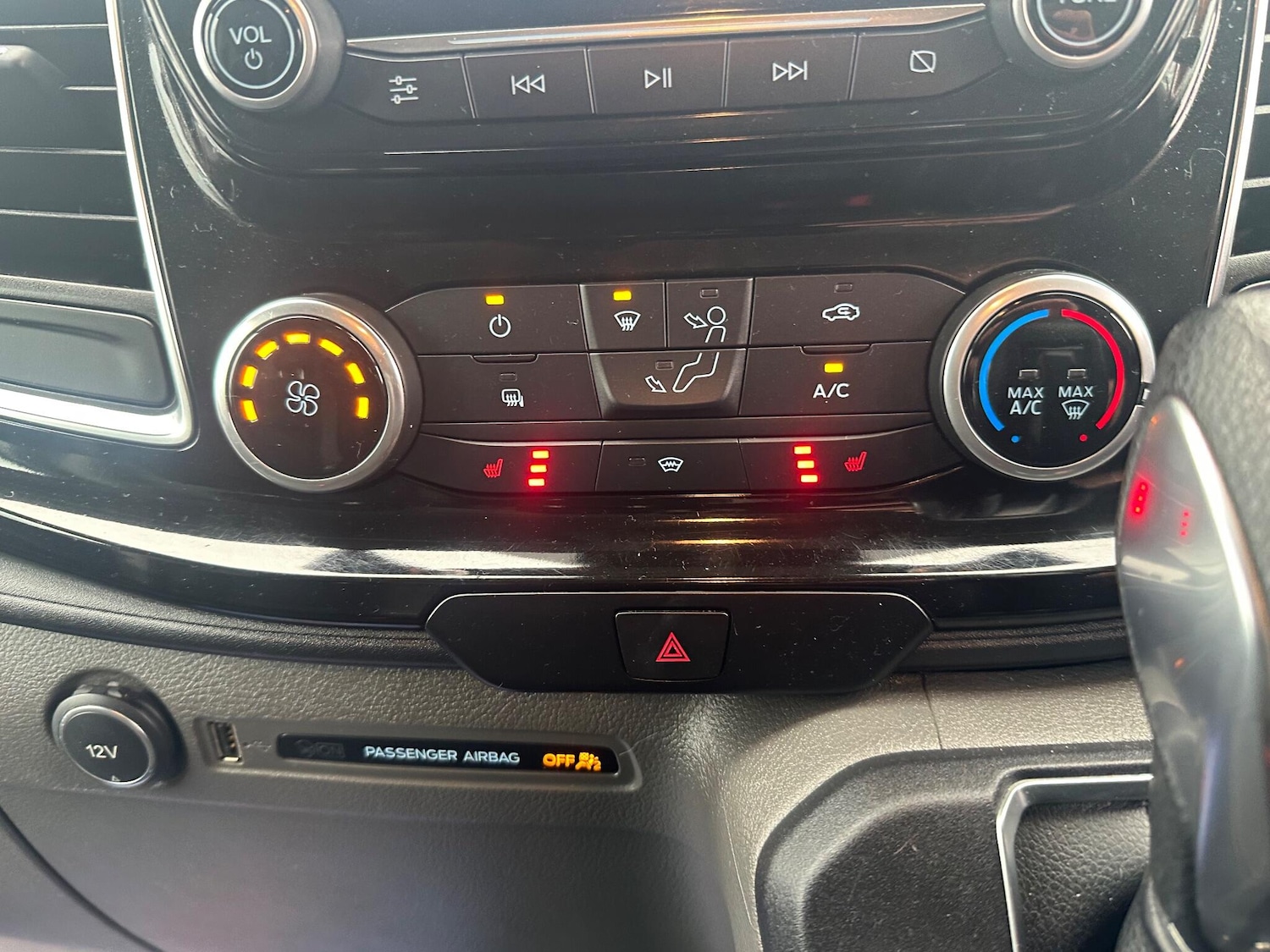 Used Ford Transit Custom 2019 for sale - 77377507: Photo 24