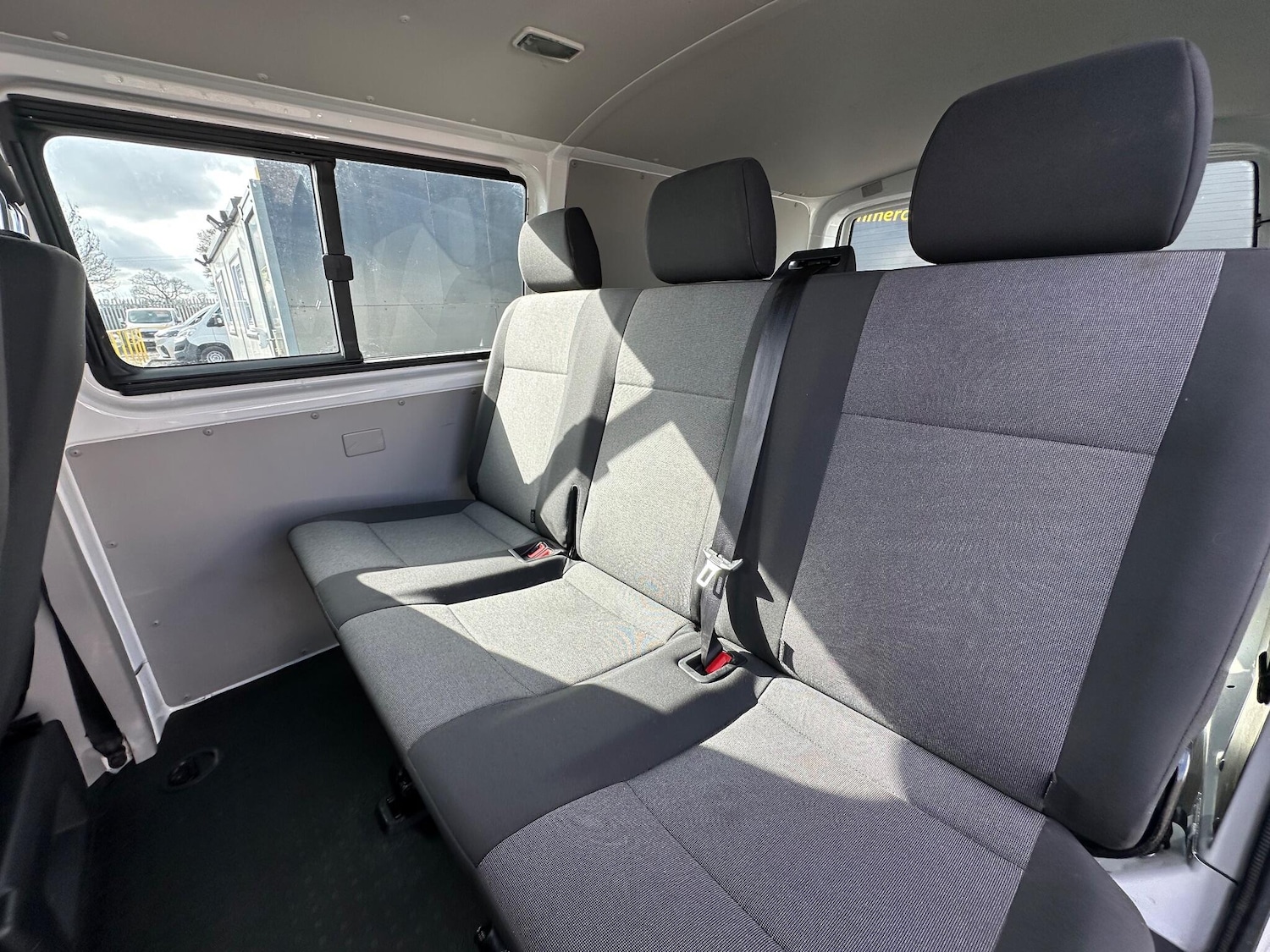 Used Volkswagen Transporter 2018 for sale - 77724163: Photo 18