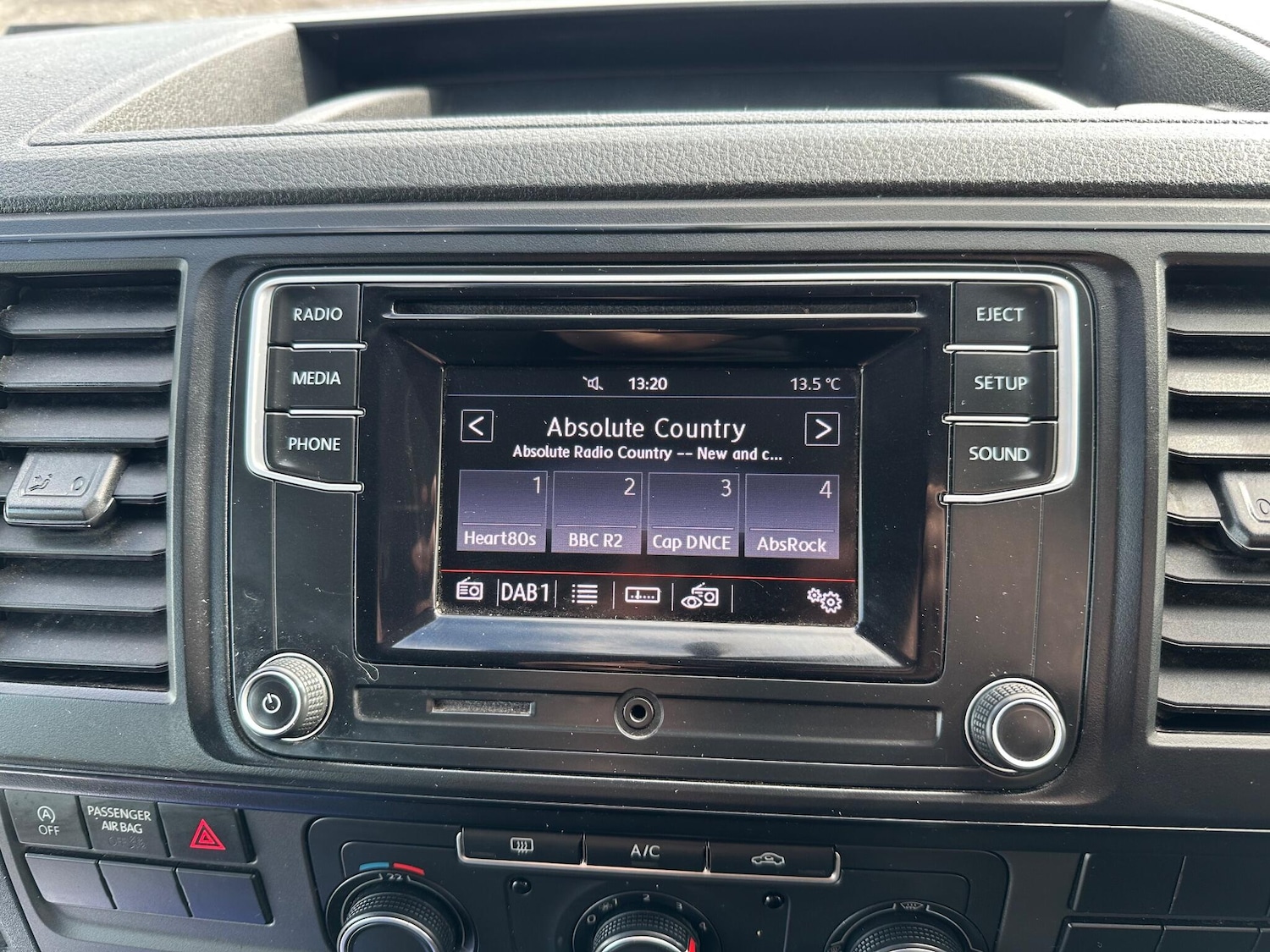 Used Volkswagen Transporter 2018 for sale - 77724163: Photo 19