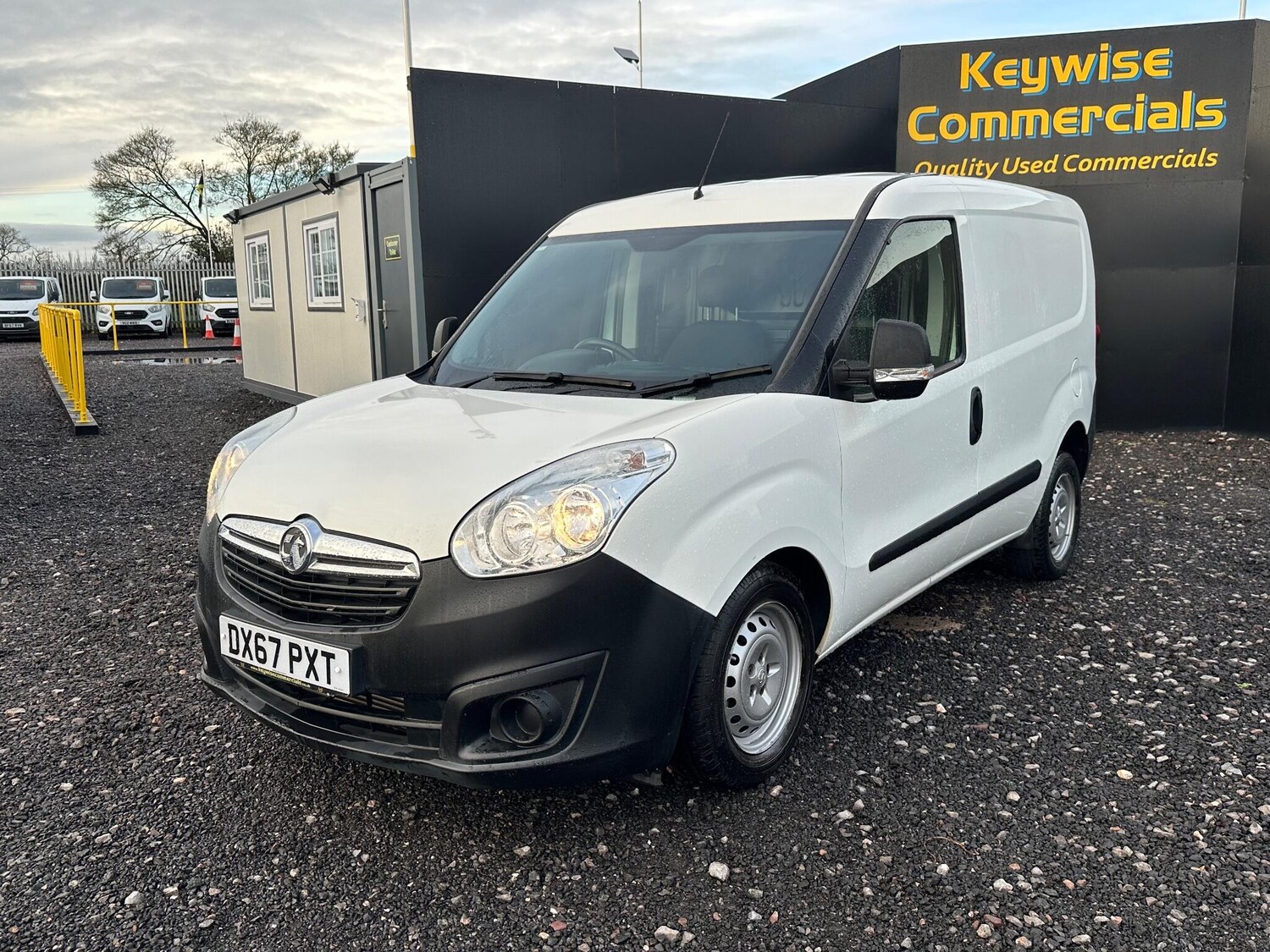 Used Vauxhall Combo 2017 for sale - 76953235: Photo 10