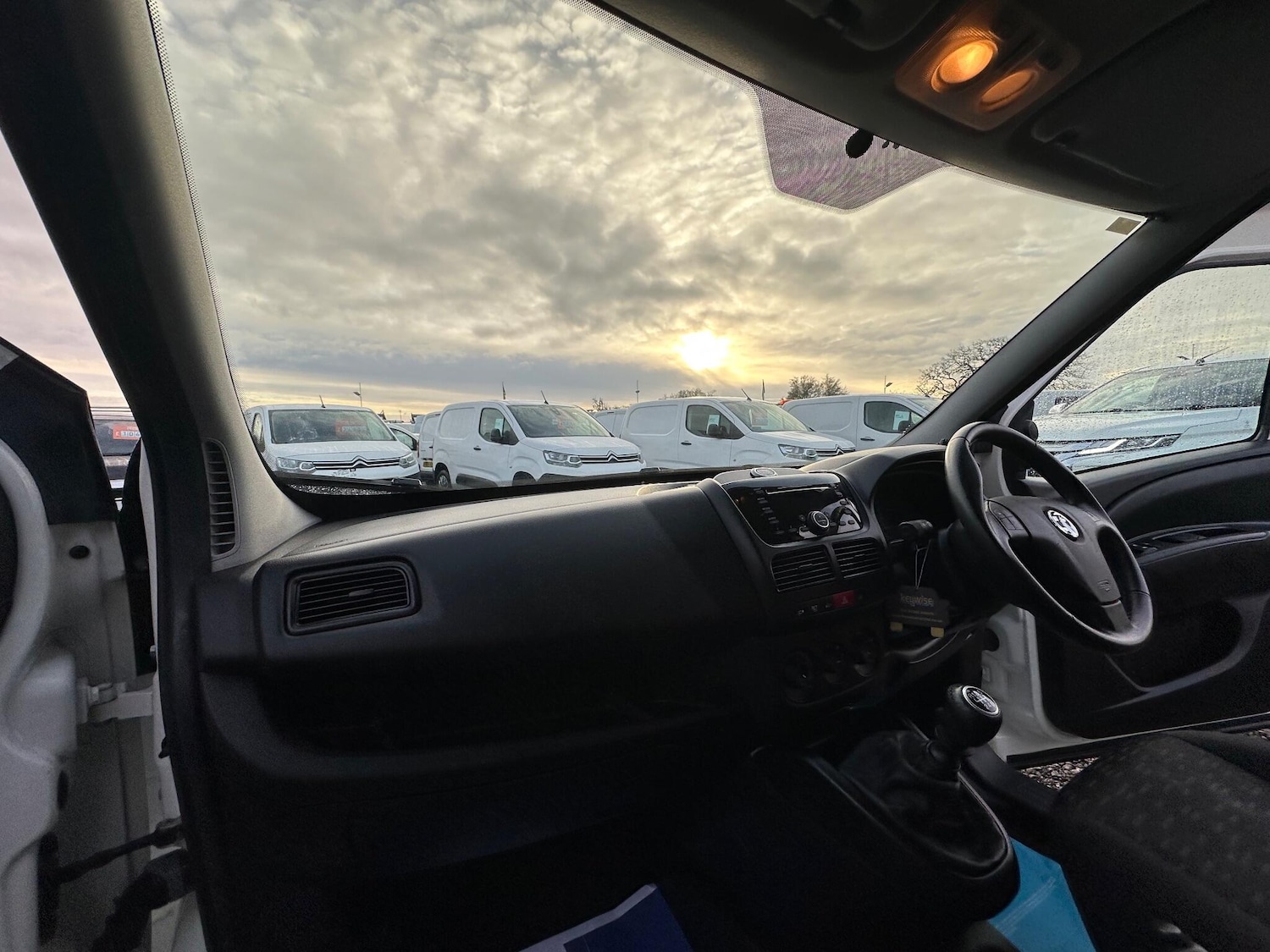 Used Vauxhall Combo 2017 for sale - 76953235: Photo 19