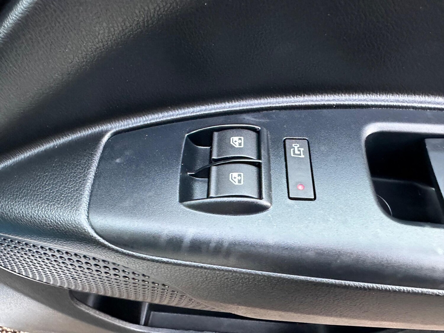 Used Vauxhall Combo 2017 for sale - 76953235: Photo 26