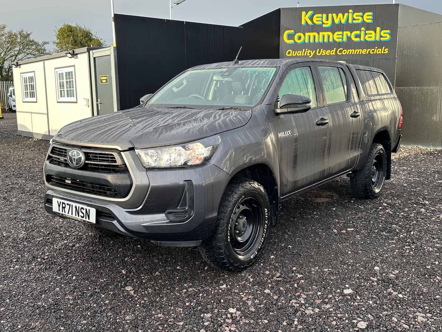 Used Toyota Hilux 2021 for sale - 77395996: Photo 12