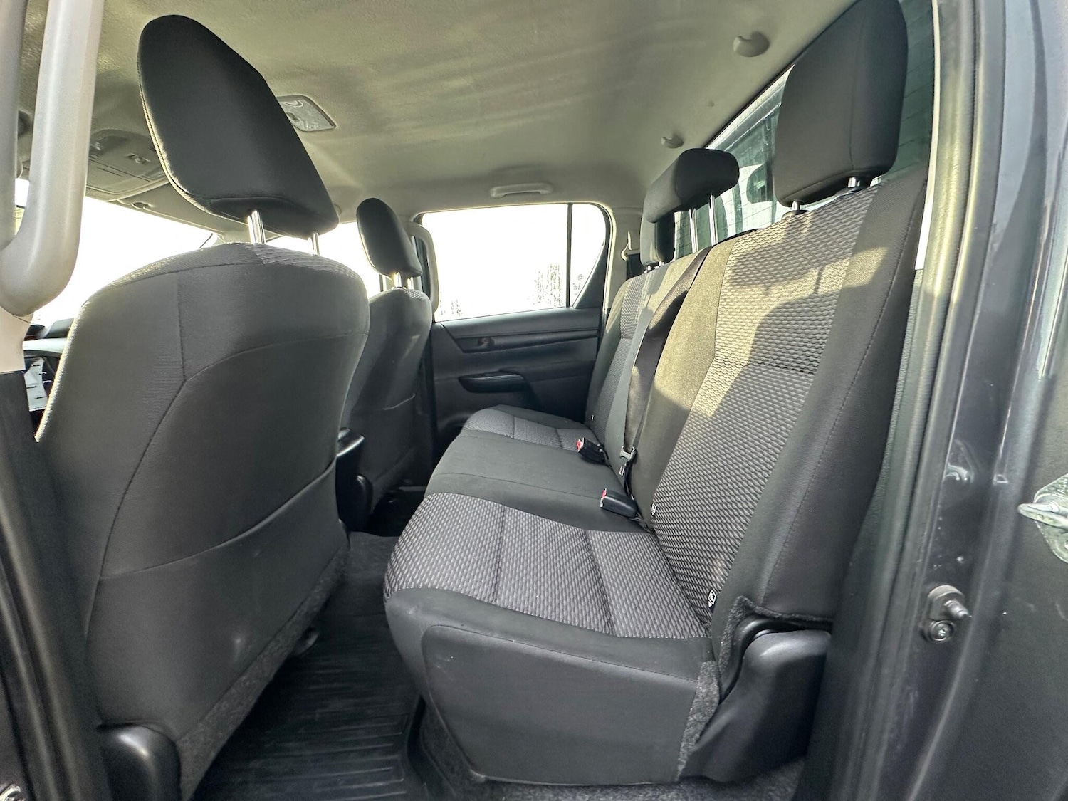 Used Toyota Hilux 2021 for sale - 77395996: Photo 19