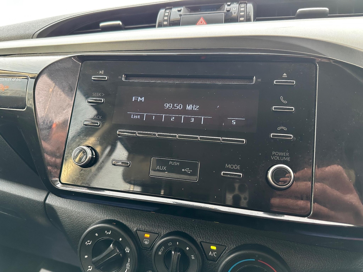 Used Toyota Hilux 2021 for sale - 77395996: Photo 21