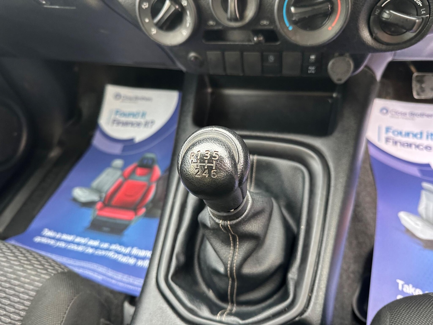 Used Toyota Hilux 2021 for sale - 77395996: Photo 28