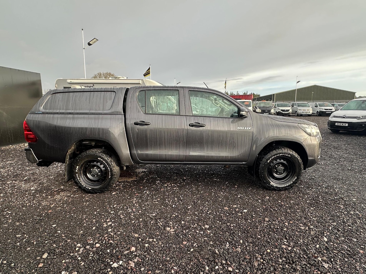 Used Toyota Hilux 2021 for sale - 77395996: Photo 9