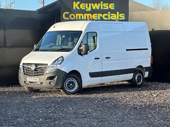 Vauxhall Movano feature image