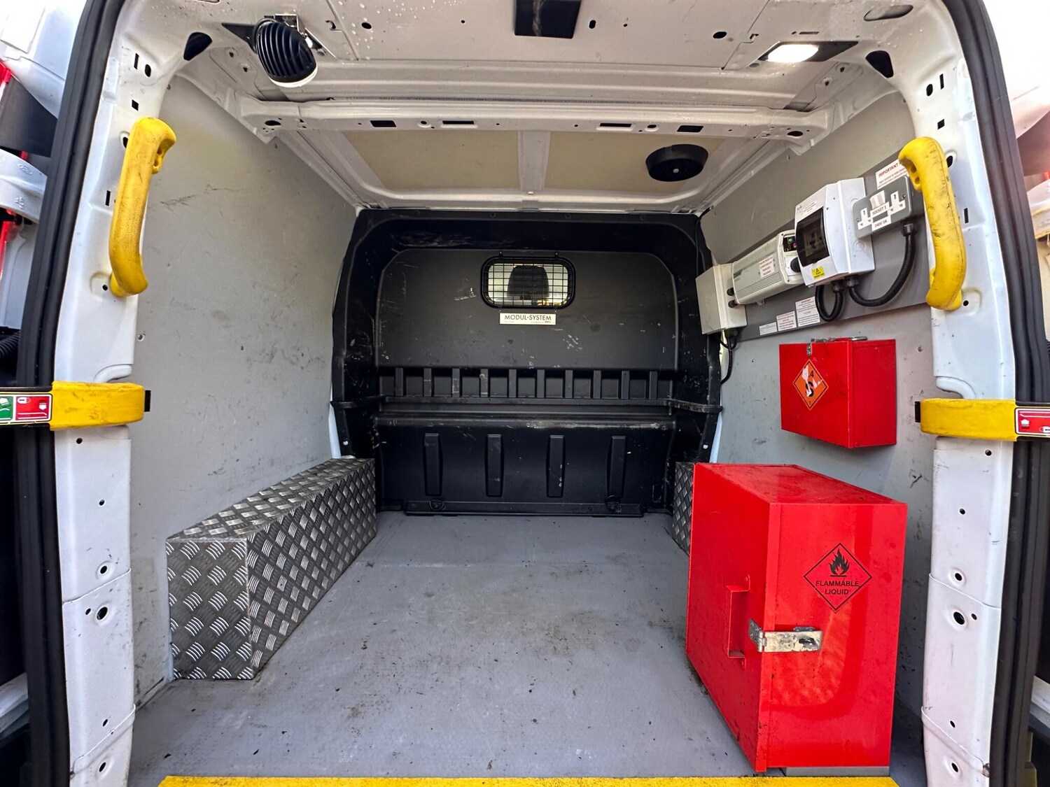 Used Ford Transit Custom 2018 for sale - 76823547: Photo 18