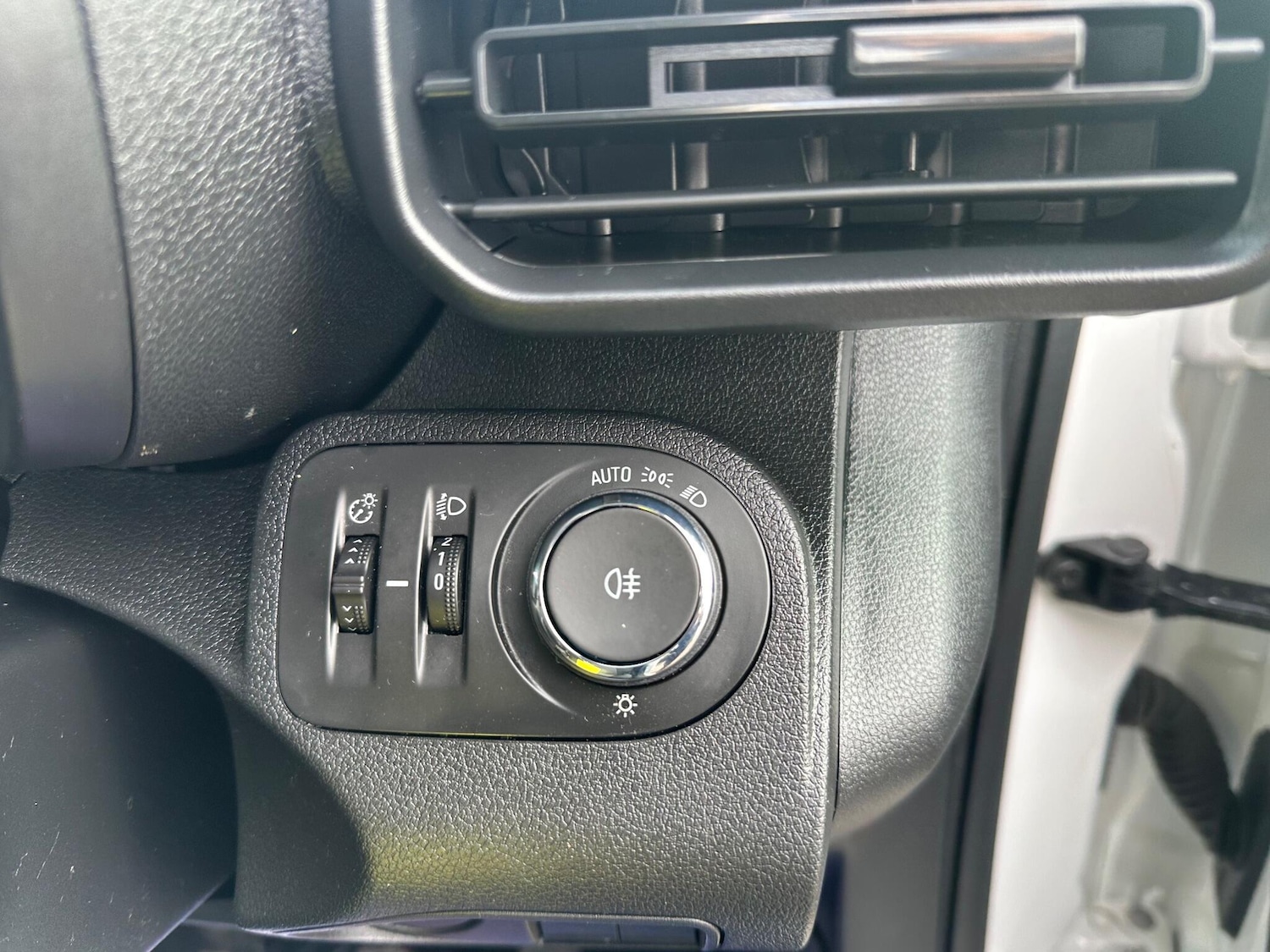 Used Vauxhall Combo 2020 for sale - 77683128: Photo 28