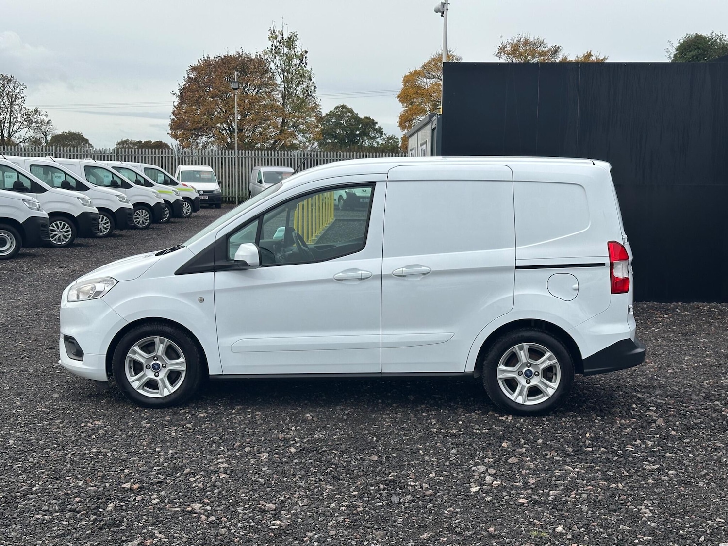 Used Ford Transit Courier 2021 for sale - 76991640: Photo 5