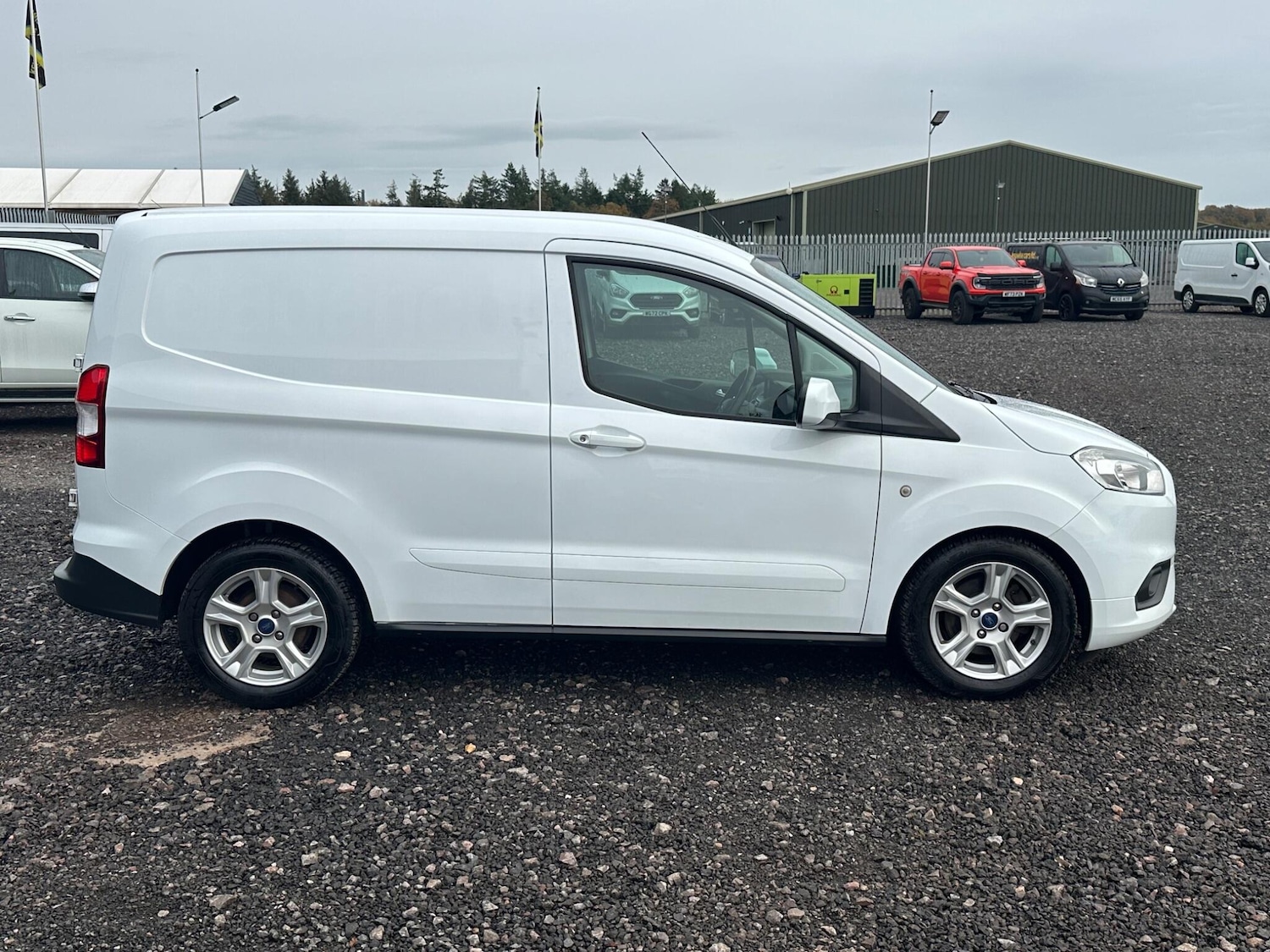 Used Ford Transit Courier 2021 for sale - 76991640: Photo 9