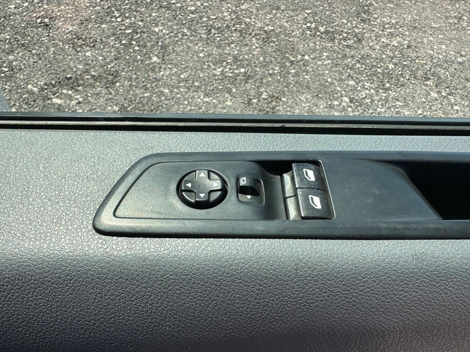 Vehicle 33
