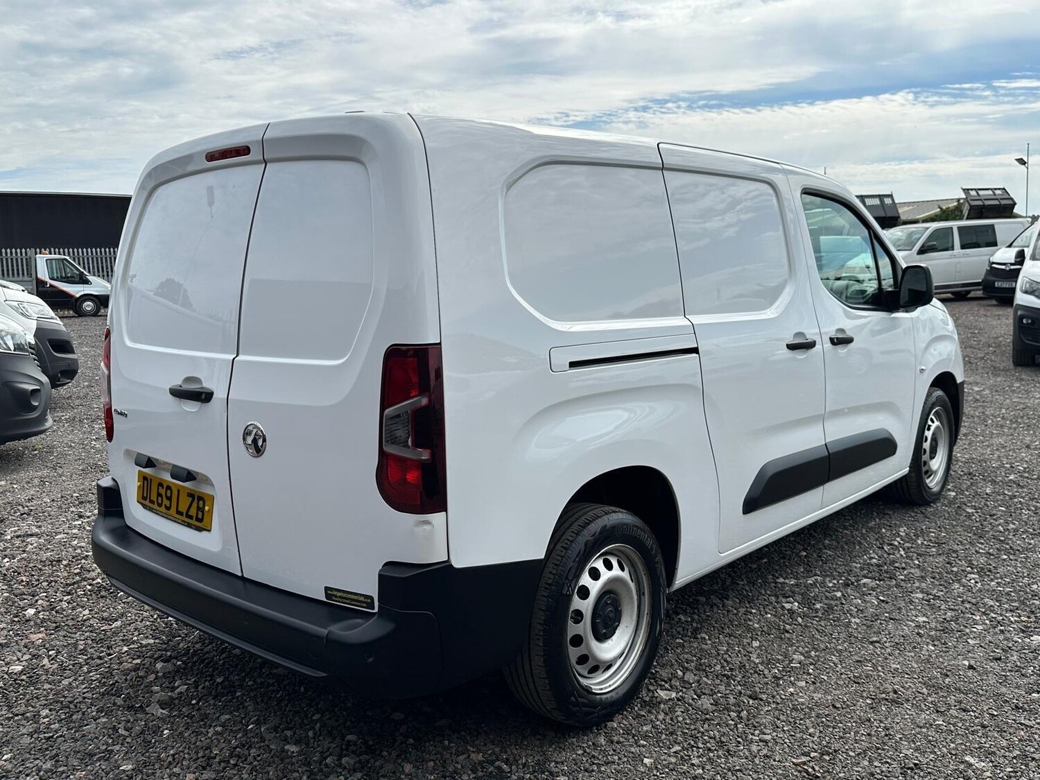Used Vauxhall Combo 2020 for sale - 76239053: Photo 8