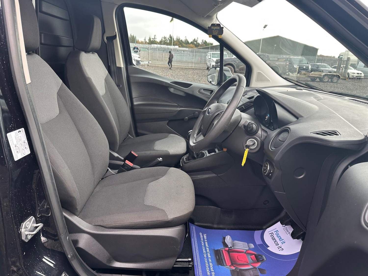 Used Ford Transit Courier 2023 for sale - 76457161: Photo 13