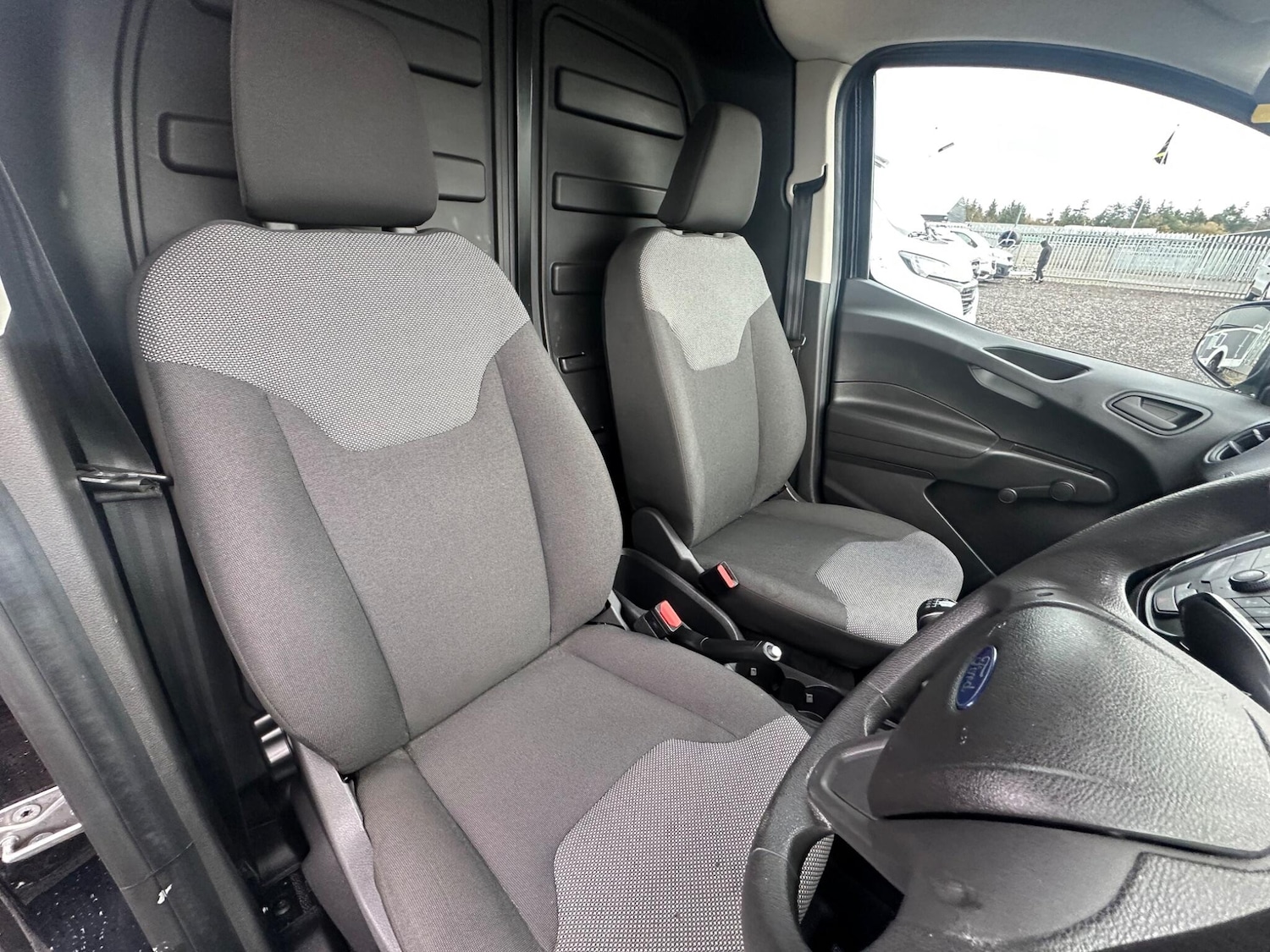 Used Ford Transit Courier 2023 for sale - 76457161: Photo 14