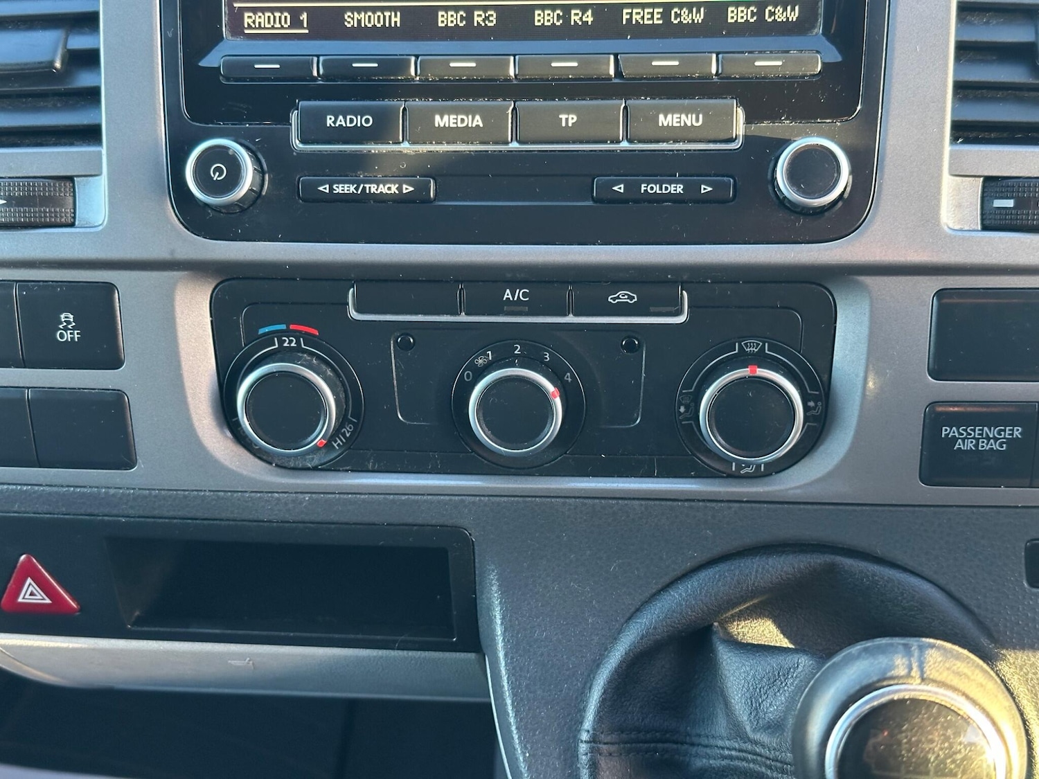 Used Volkswagen Transporter 2015 for sale - 76992019: Photo 23