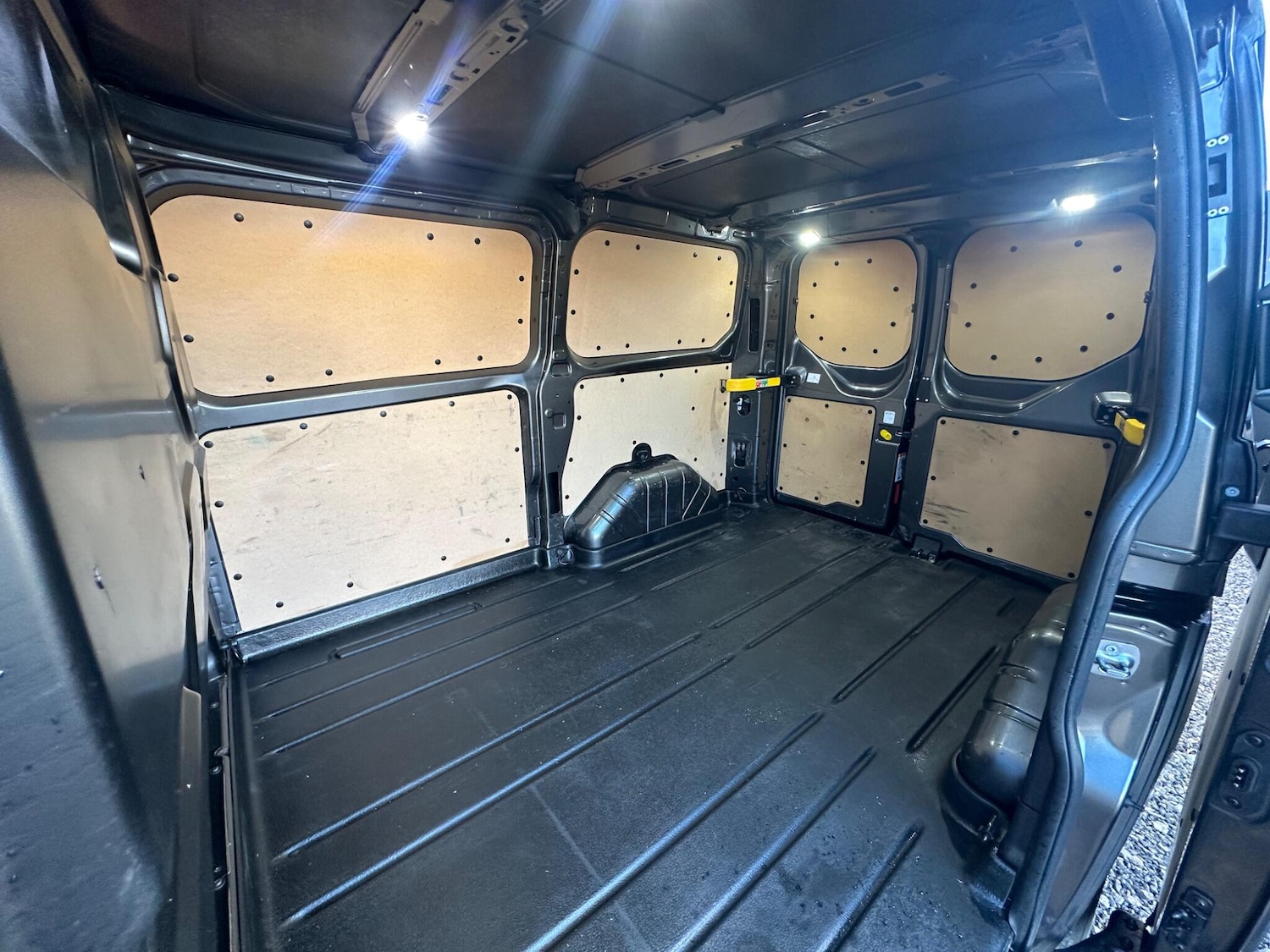 Used Ford Transit Custom 2021 for sale - 76633908: Photo 17