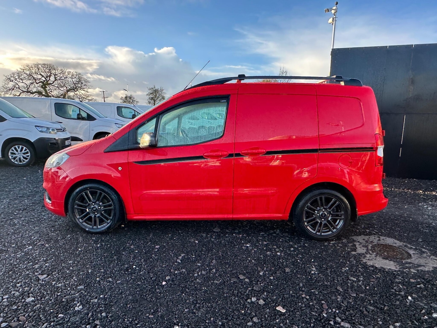 Used Ford Transit Courier 2019 for sale - 77344319: Photo 6