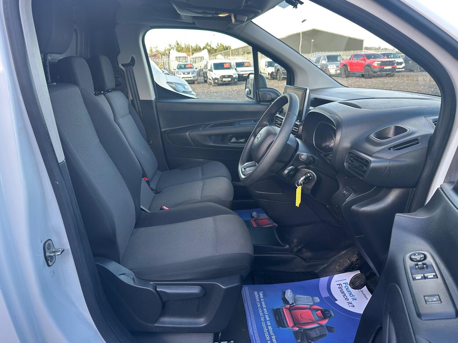 Used Citroen Berlingo 2023 for sale - 77839665: Photo 15