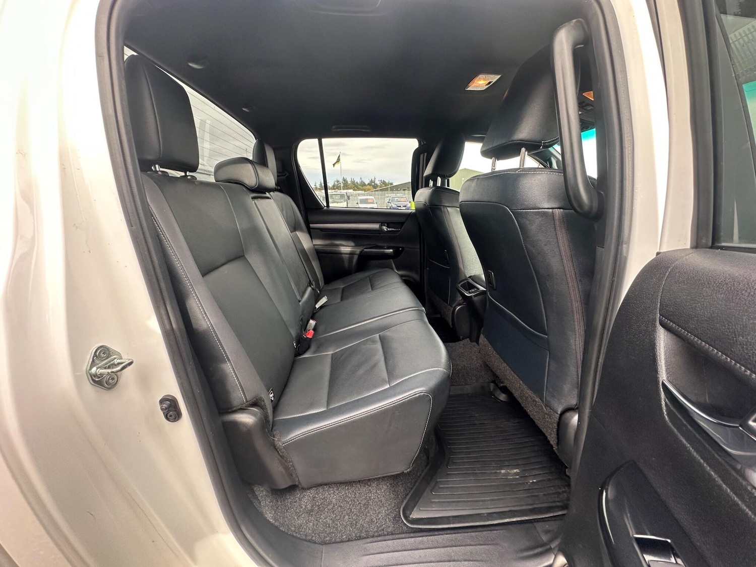 Used Toyota Hilux 2022 for sale - 76995483: Photo 16