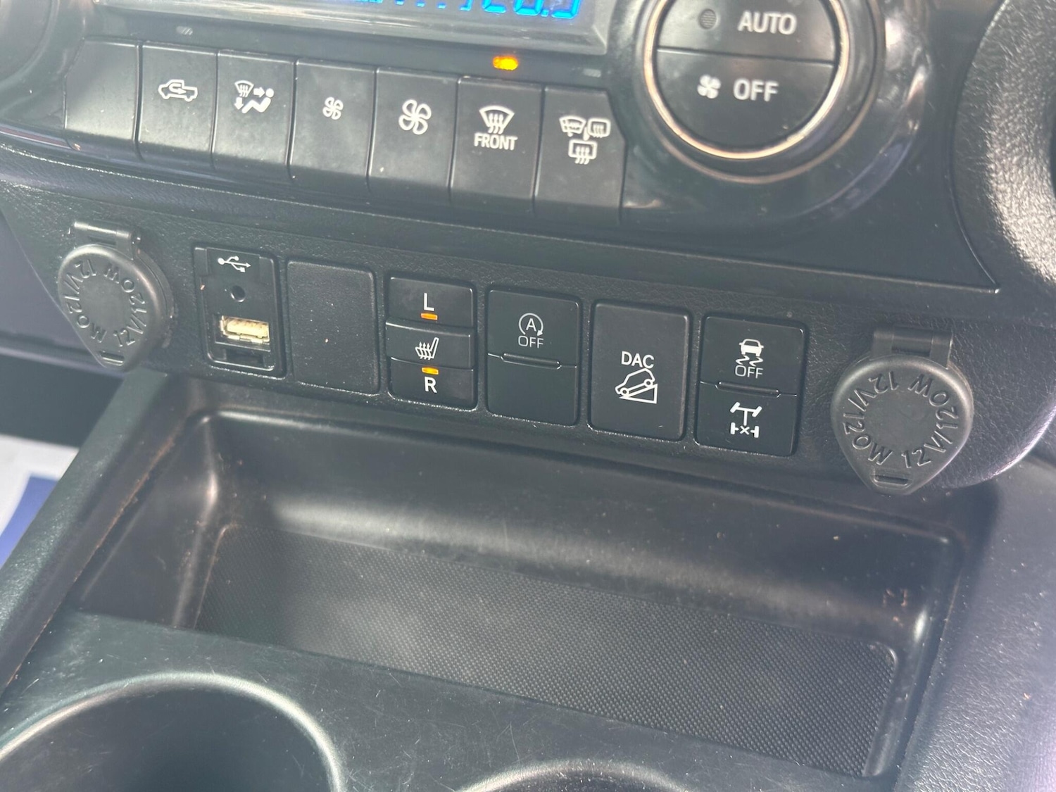 Used Toyota Hilux 2022 for sale - 76995483: Photo 30