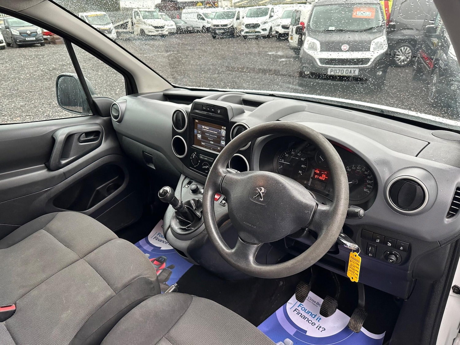 Used Peugeot Partner 2017 for sale - 76765754: Photo 12