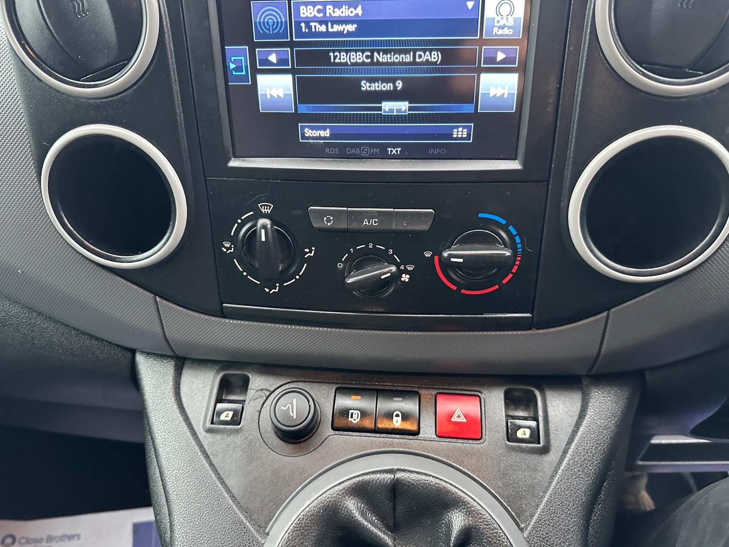 Used Peugeot Partner 2017 for sale - 76765754: Photo 23