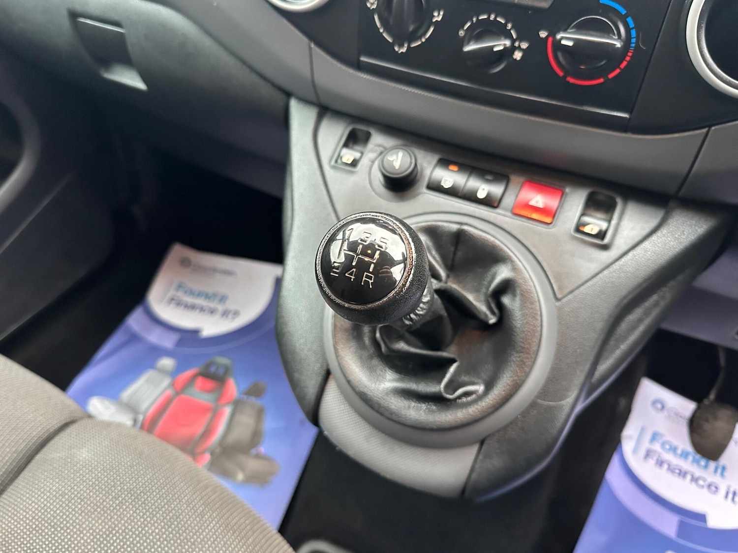 Used Peugeot Partner 2017 for sale - 76765754: Photo 24