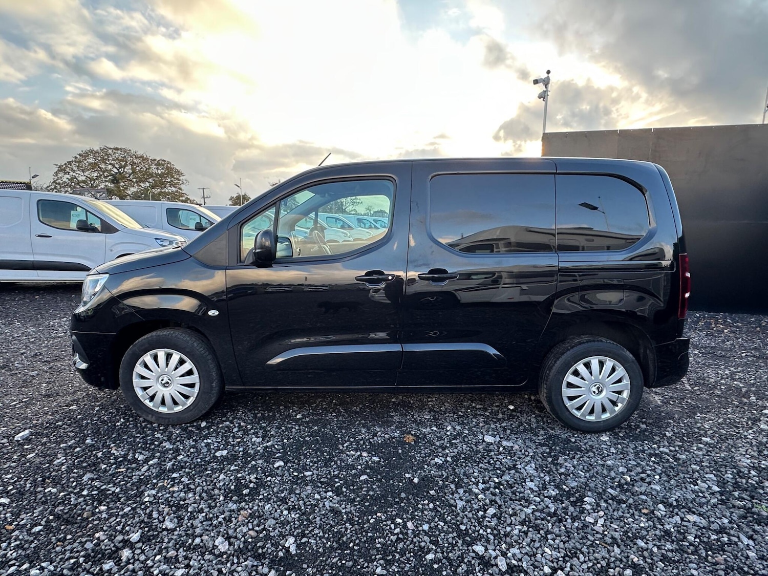 Used Vauxhall Combo 2023 for sale - 76994943: Photo 6