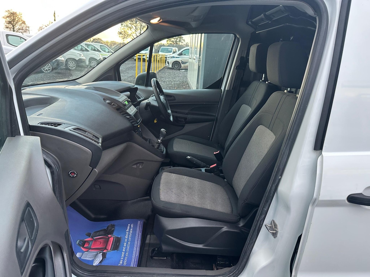 Used Ford Transit Connect 2020 for sale - 76689539: Photo 19