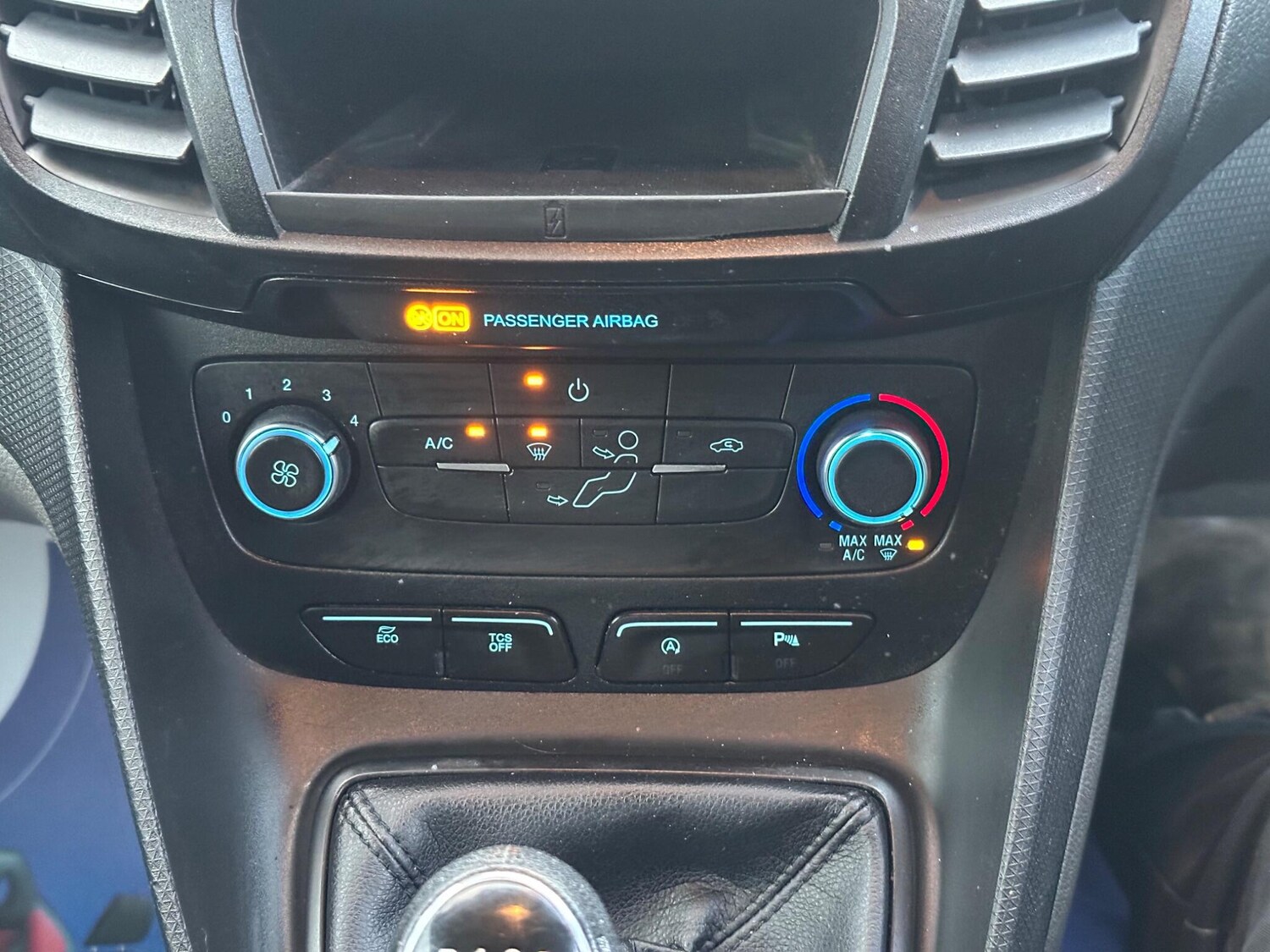 Used Ford Transit Connect 2020 for sale - 76689539: Photo 22