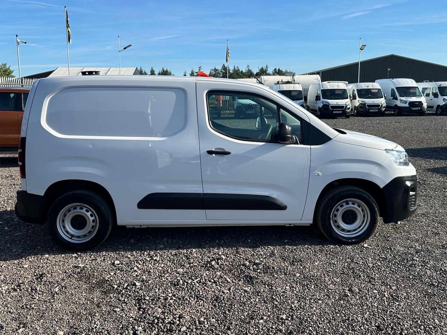 Used Citroen Berlingo 2023 for sale - 77854045: Photo 9