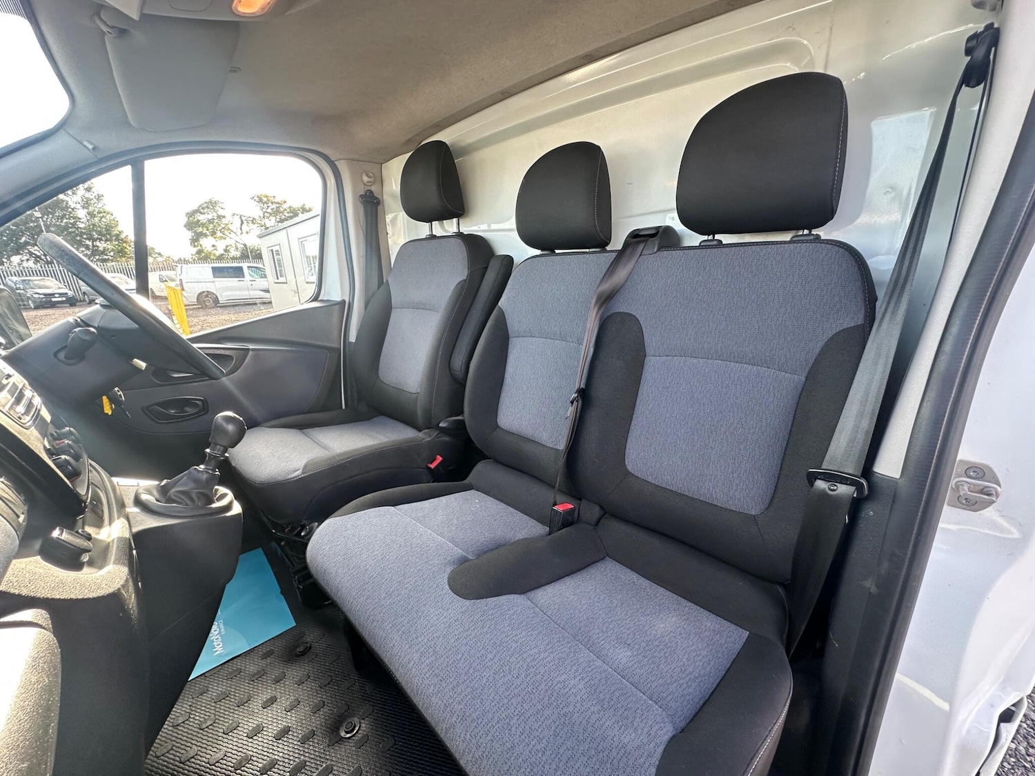 Used Vauxhall Vivaro 2016 for sale - 76136918: Photo 18