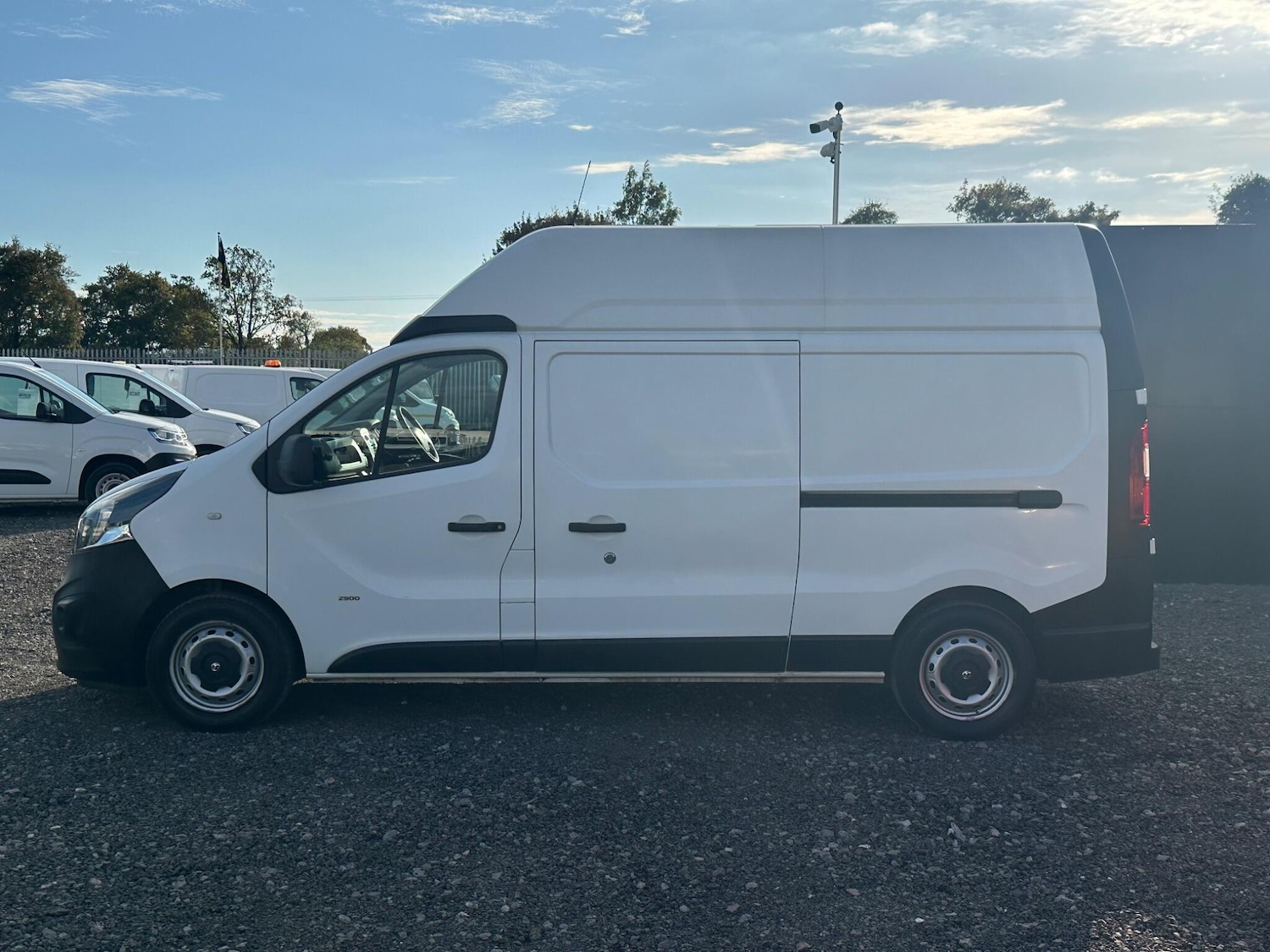 Used Vauxhall Vivaro 2016 for sale - 76136918: Photo 5