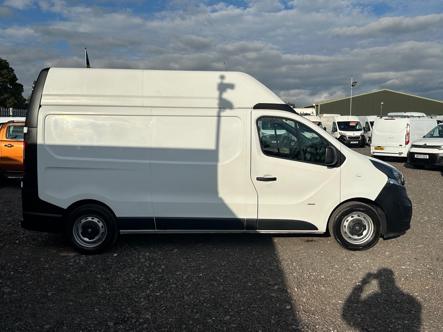Used Vauxhall Vivaro 2016 for sale - 76136918: Photo 9