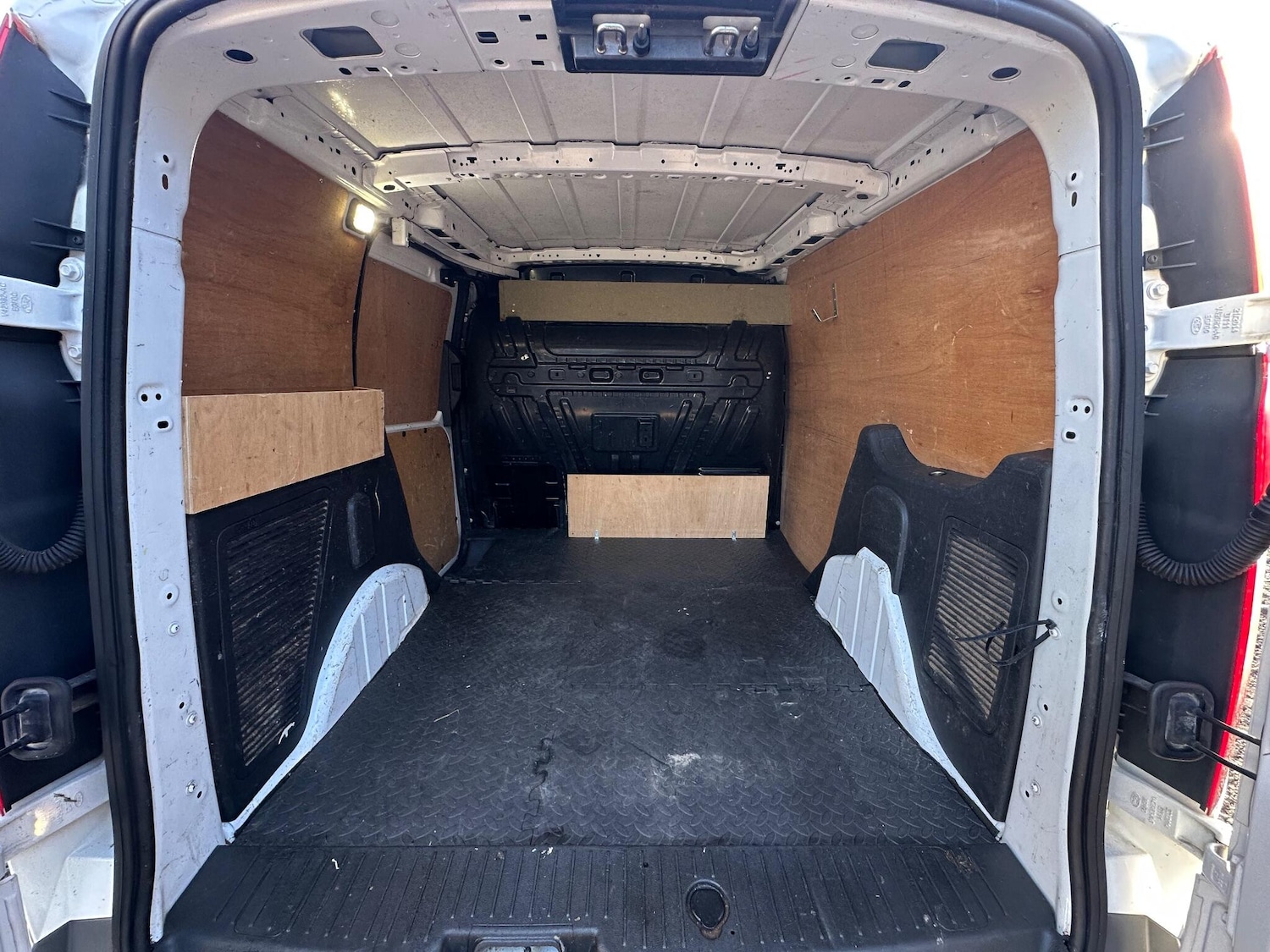 Used Ford Transit Connect 2015 for sale - 77082102: Photo 15