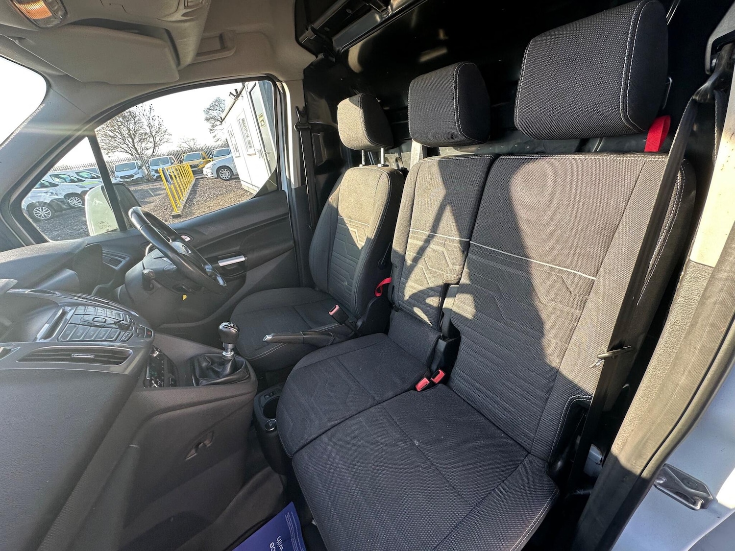 Used Ford Transit Connect 2015 for sale - 77082102: Photo 18