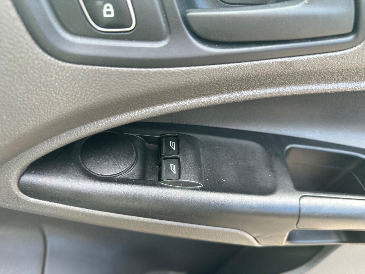 Used Ford Transit Connect 2019 for sale - 78085916: Photo 28