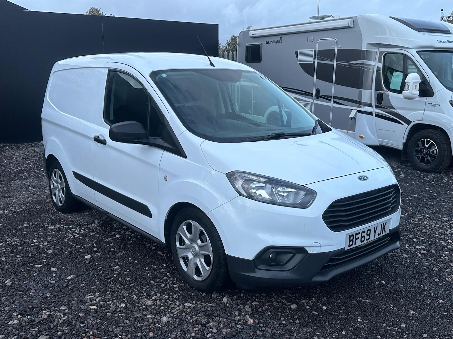 Used Ford Transit Courier 2019 for sale - 76432674: Photo 11