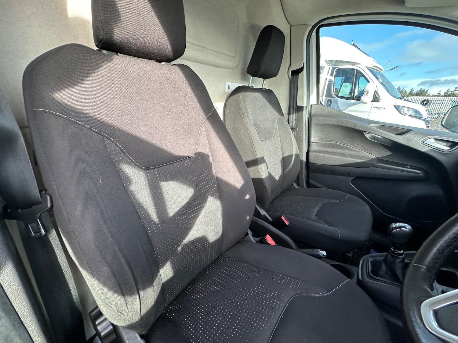 Used Ford Transit Courier 2019 for sale - 76432674: Photo 18