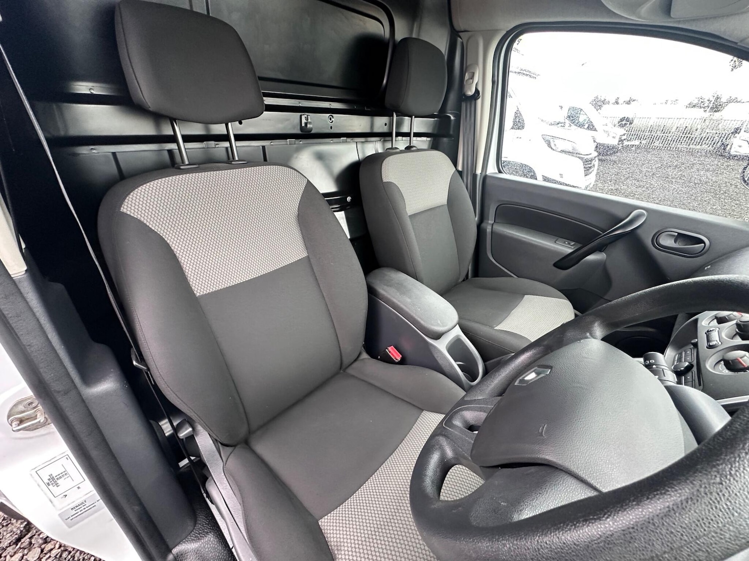 Used Renault Kangoo Maxi 2020 for sale - 76326640: Photo 14