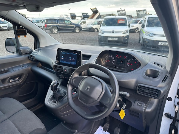 Used Peugeot Partner 2021 for sale - 76060420: Photo 12