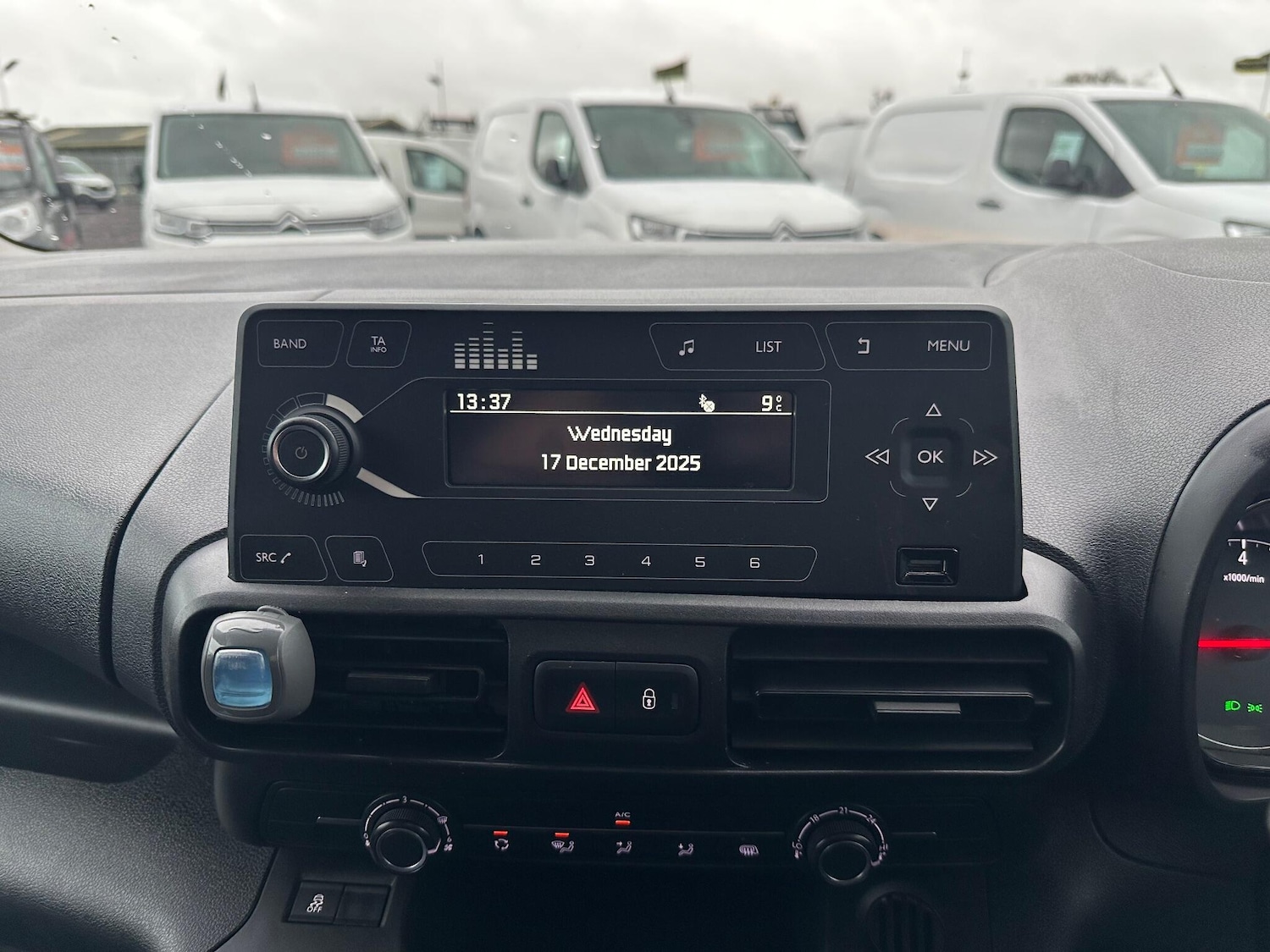 Used Vauxhall Combo 2019 for sale - 76975810: Photo 21