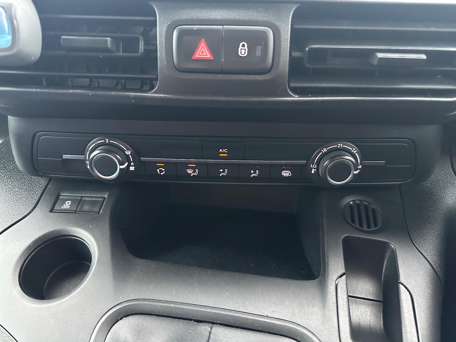 Used Vauxhall Combo 2019 for sale - 76975810: Photo 22