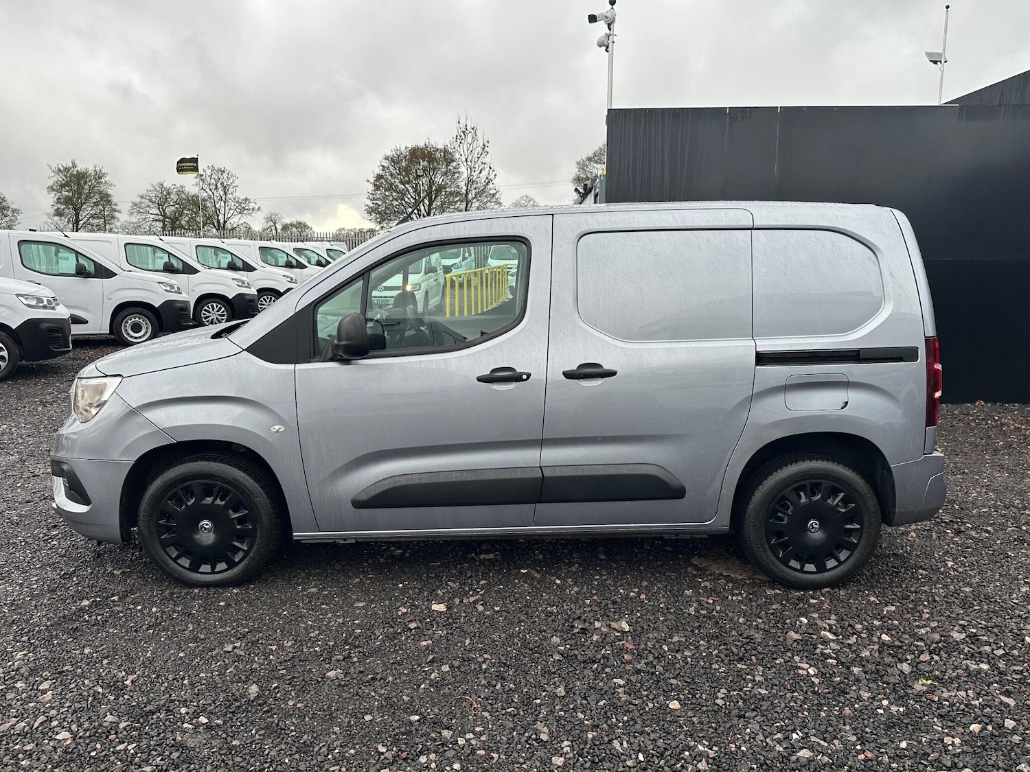 Used Vauxhall Combo 2019 for sale - 76975810: Photo 5
