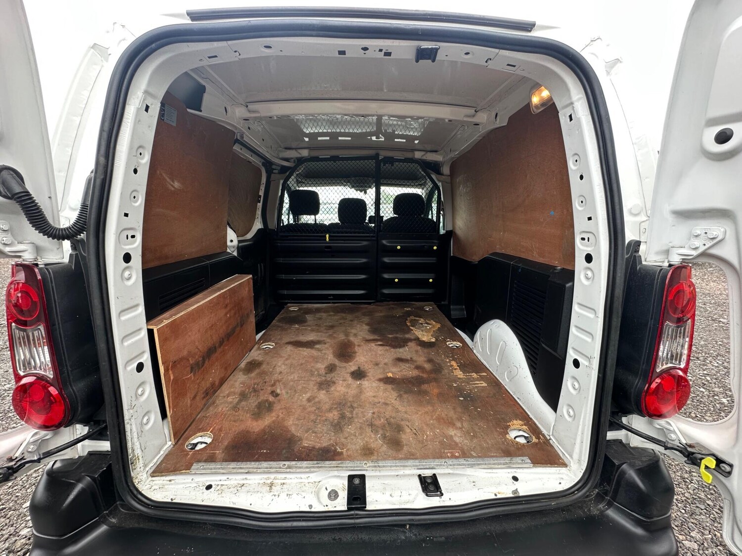 Vehicle 27