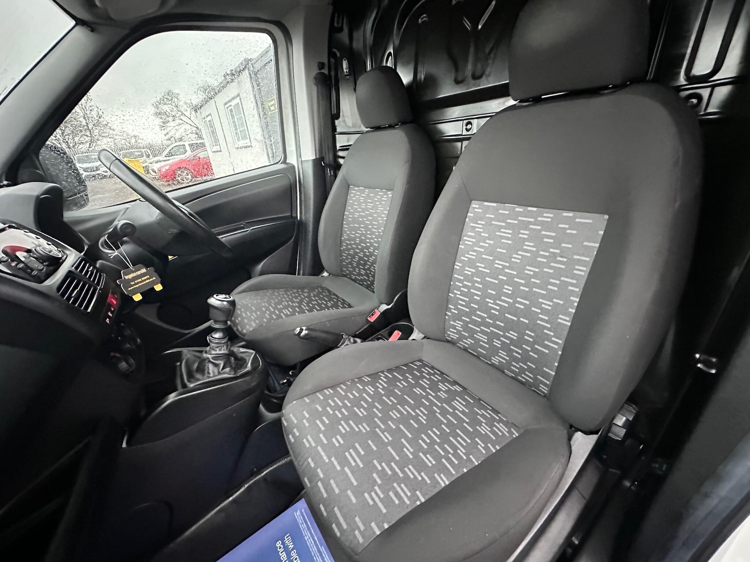 Used Vauxhall Combo 2017 for sale - 76952858: Photo 16