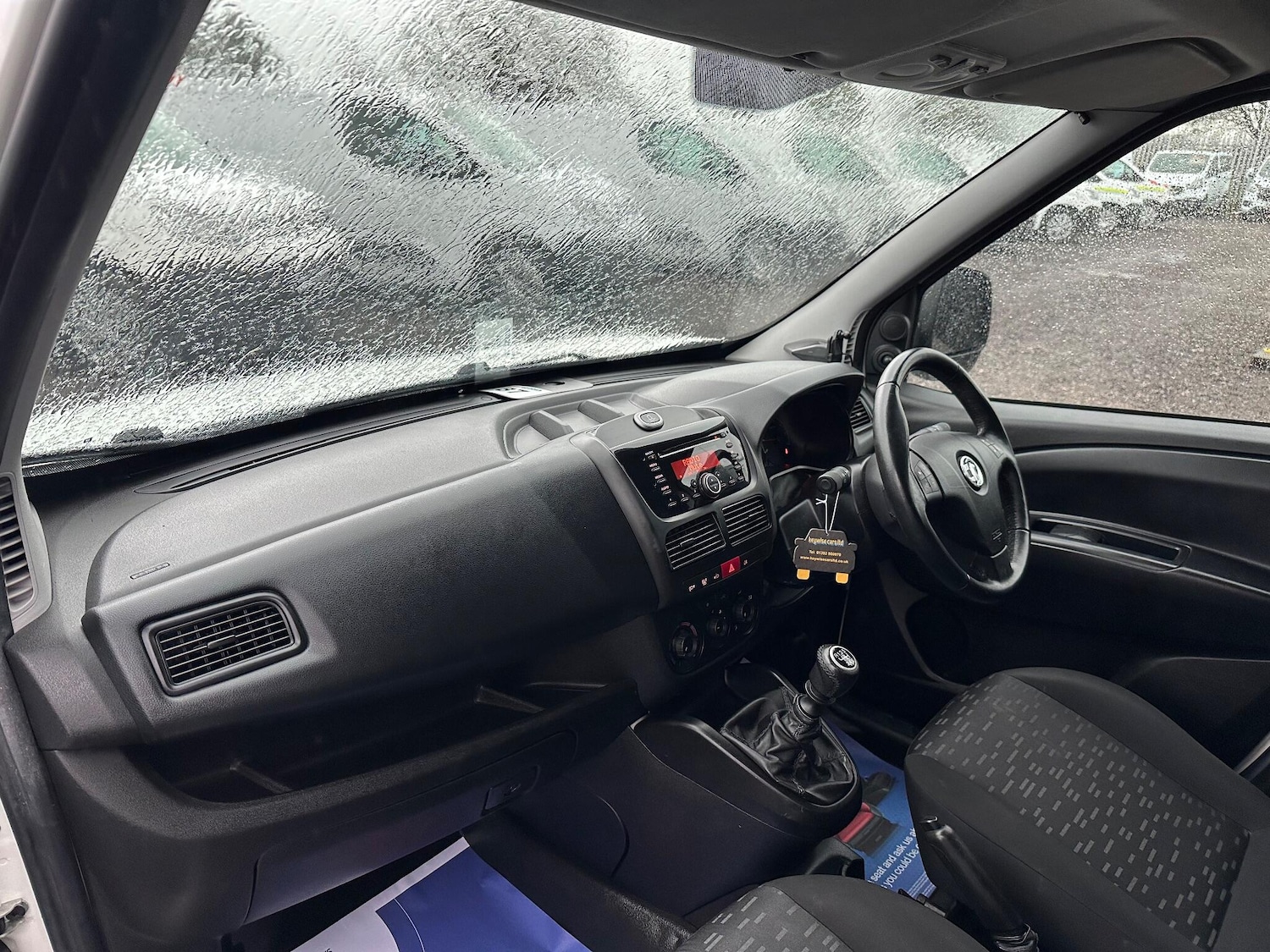 Used Vauxhall Combo 2017 for sale - 76952858: Photo 18